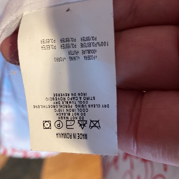 Moschino jeans cotton, red & white patterned blazer with white buttons. - Picture 12 of 12